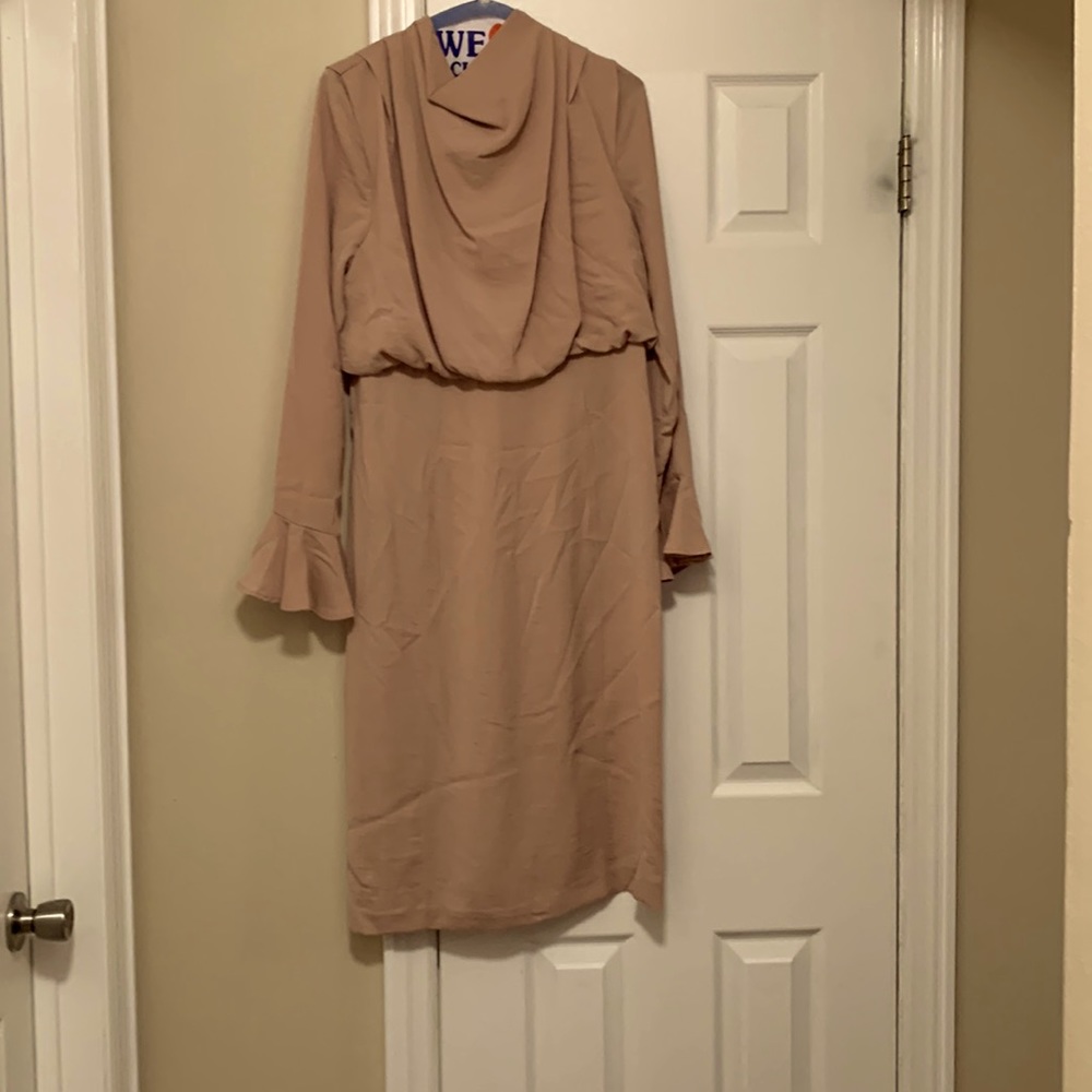 Midi Slightly Open Back (Not Revealing) Worn Once. - image 1